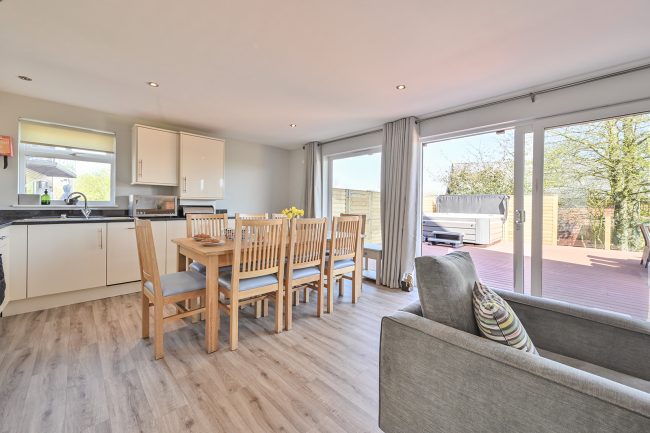 Retallack Resort dinning Room at Puffin Lodge